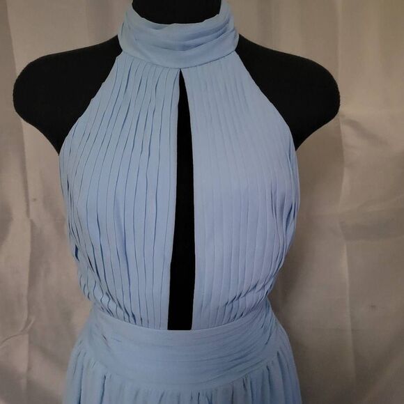 FAME & PARTNERS  NWT  light blue rusched maxi dress - Picture 6 of 11